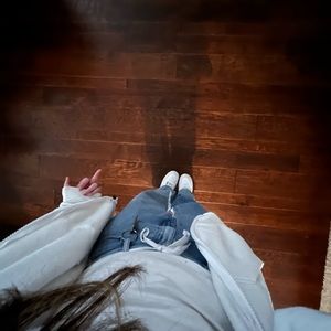 Meet your Posher, Aurora